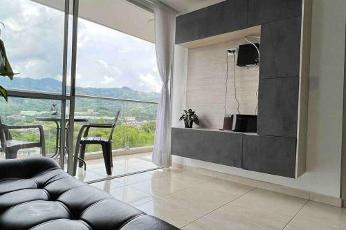 Apartamento Nuevo, Central, Hermosa Vista.