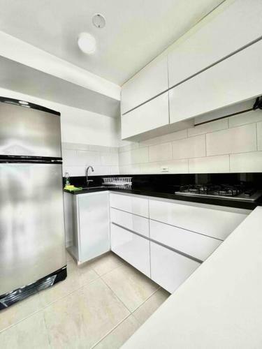 Apartamento Nuevo, Central, Hermosa Vista.