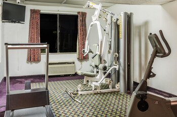 Hotel Super 8 Garland North Dallas