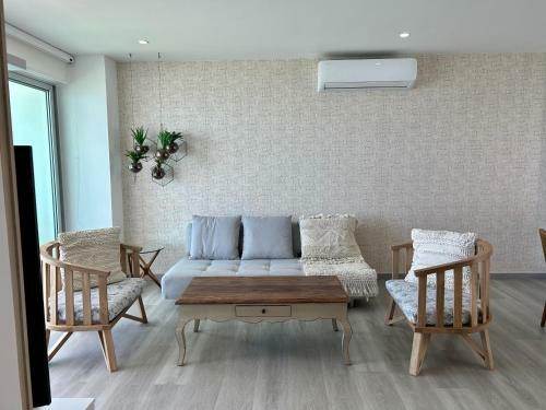 Oceanview Apartment 3 Bedrooms