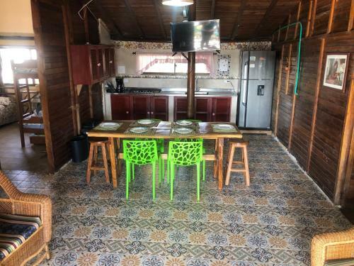 Caba�a-finca En Cove�as Cerca A La Playa