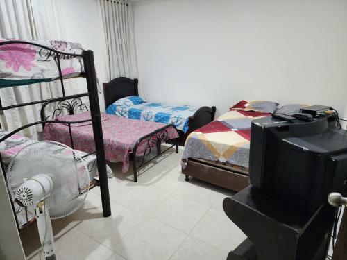 Villa Mansi�n Con Piscina Privada