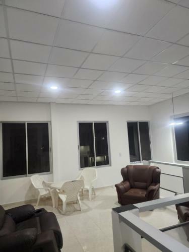 Villa Mansi�n Con Piscina Privada
