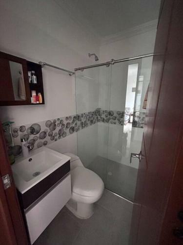 Ubicada En El Barrio La Julia, Excelente Ubicaci�n