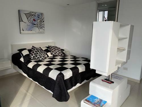 Apartamento Bonito Apto, Cuenta Con Cortinas El�ctricas! Totalmente Amoblado