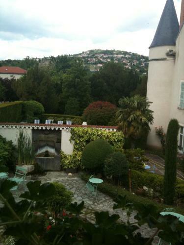Bed & Breakfast Au Fond De La Cour