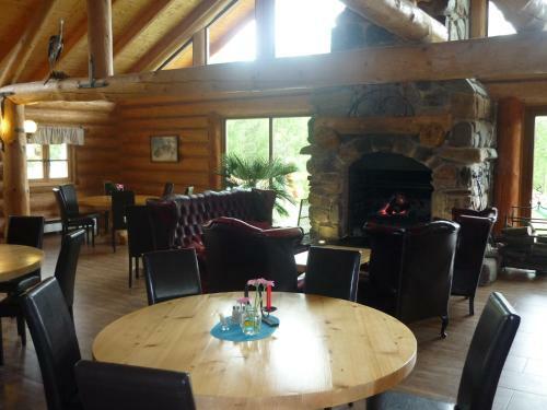 Hostal Rezidence U Jezera