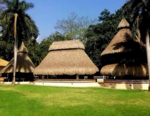 Hotel Hacienda Con Piscina Privada/aire Acondicionado/jacuzzi