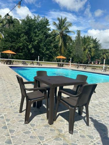 Hotel Hacienda Con Piscina Privada/aire Acondicionado/jacuzzi