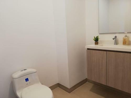 Amplio Apartamento Con Terrazas Y Vista �nica Cafetera
