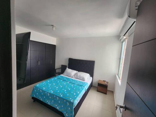Apartamento Apto C�modo, Exc. Ubicaci�n. 74