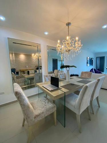 704 - Apartamento Con Excelente Ubicaci�n.