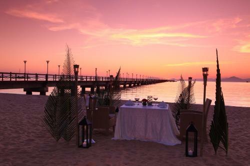 Hotel Luhuitou State Guesthouse & Resort