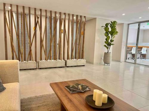Glamorous New 2br Apartment In Granada