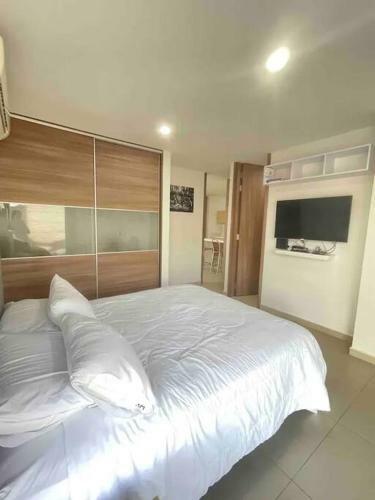 Apartaestudio Ciudad Jard�n Restaurantes Tiendas