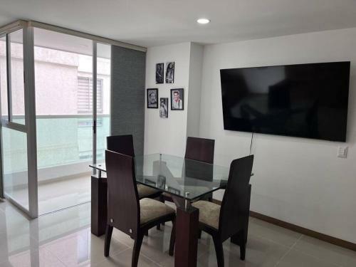 Apartamento Apto Comodo En UNA Excelente Ubicaci�n
