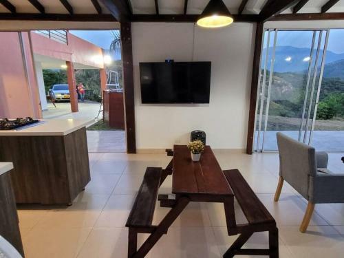 Beautiful Farm House In Sopetran
