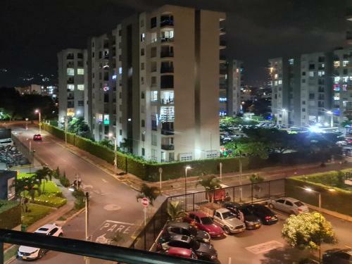 Moderno Amplio Y Acogedor Apartamento En El Sur De Cali