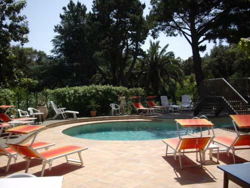 Hotel H�tel Les Palmiers