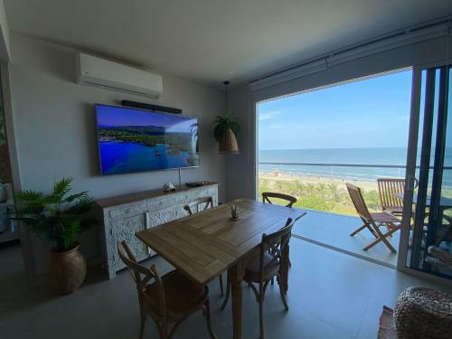 Apartamento Luxury Apt Beachfront 2br2bth Stunning Amenities