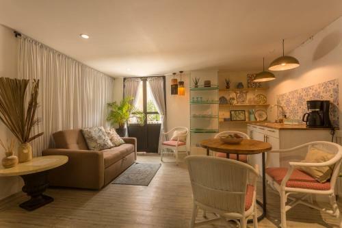 Al Alma Apart-suites