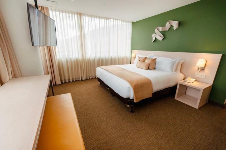 Shg Liv Zona G Hotel