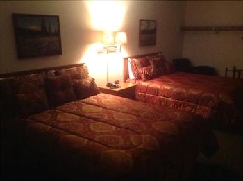 Motel West