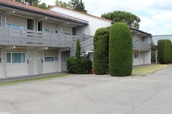 Hotel Campanile Avignon Sud - Montfavet La Cristole