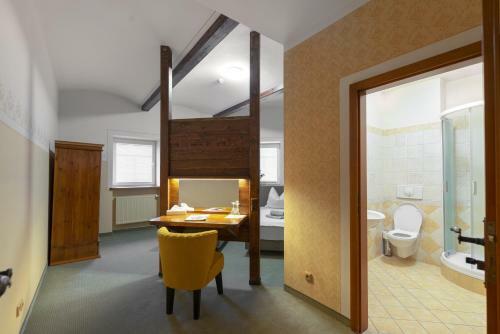 Hotel U Simla
