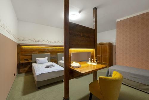 Hotel U Simla
