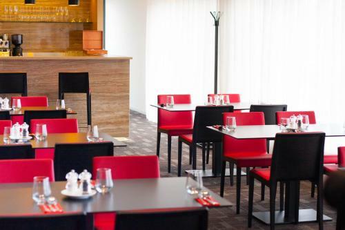Hotel S-port V�ska