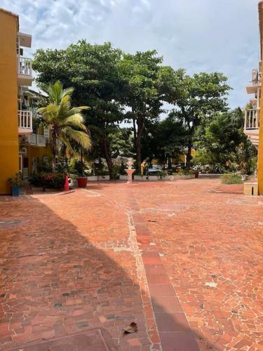 Apartamento C�modo Apto Zona Hist�rica Cgena