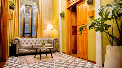 203 Aparta Studio Boutique En Mansi�n Siglo XIX