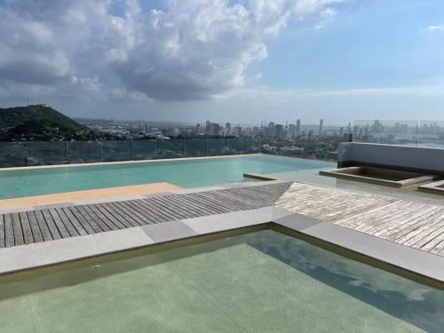 New Luxury Apartment In Cabrero - Next To Downtown