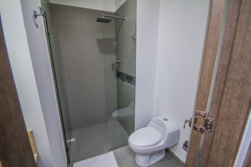 Hermoso Y Amplio Apartamento Frente Al Mar.