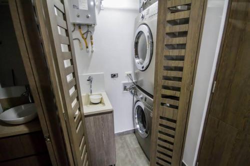 Hermoso Y Amplio Apartamento Frente Al Mar.