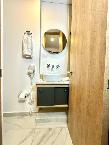 Hermoso Y Central Apartaestudio En Bogot�