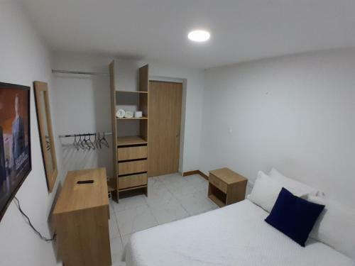 Hostal Habitaci�n Agradable, Corferias - Embajada Usa