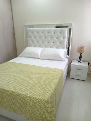 Apartamento Apto. Piscina Y Vista Ciudad 8g