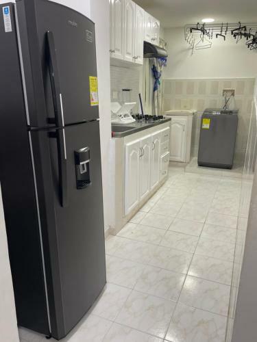 Arriendo Apartamento Br. Crespito, Segundo Piso