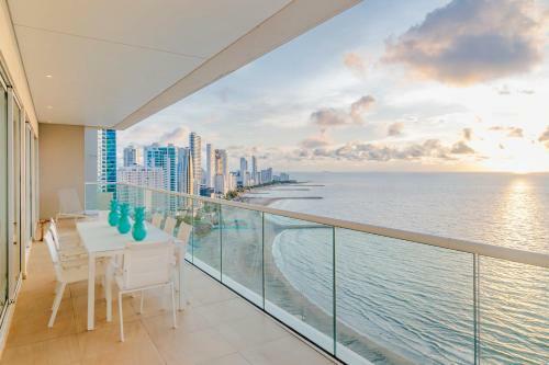 Lujoso Apartamento H2 Bocagrande