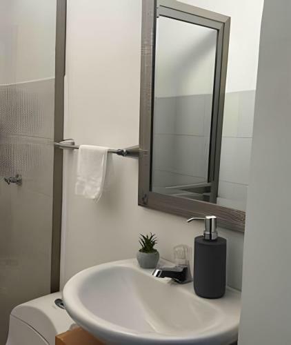 Apartamento C�ntrico Y Confortable Apto Casa Do�a Yola 1