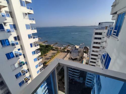 Apartamento Con Balc�n Y Vista Al Mar