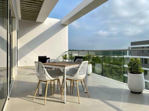 Apartamento Cozy 2br With Impressive Balcony In Cartagena
