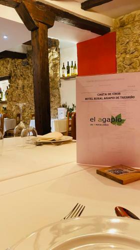 Hotel Restaurante Agapio De Tresni�o