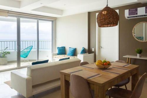 Apartamento 2 Dormitorios Bocagrande. Vista Mar