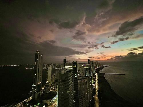 Apartamento Duplex Piso 34 Frente Al Mar