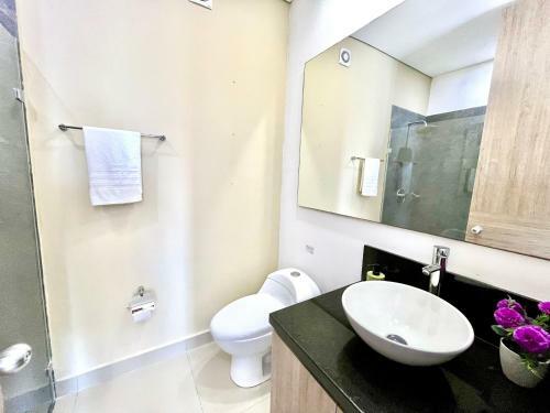 Apartamento 33rd Floor-sea View-balcony-pool-ac-water Heater
