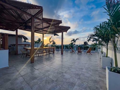 Villa Hermosa Casa De Playa Con Piscina, Jacuzzi Y Rooftop