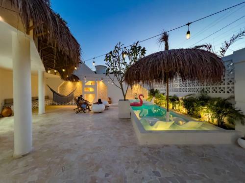 Villa Hermosa Casa De Playa Con Piscina, Jacuzzi Y Rooftop